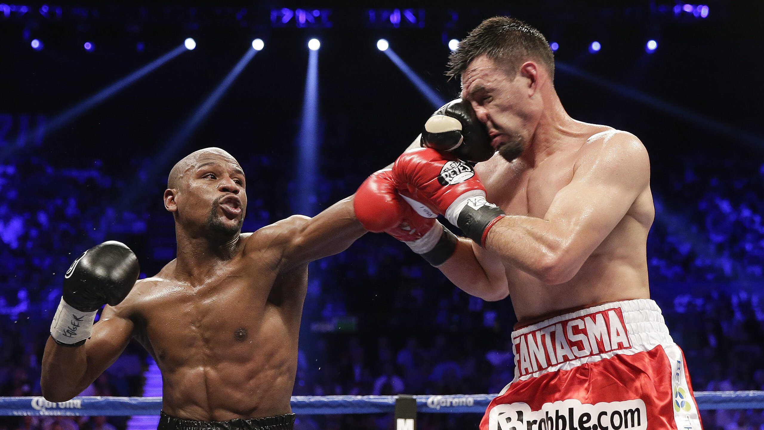 克罗地亚门将多米尼克·库兹马诺维奇在巴黎奥运会上表现出色，克罗地亚总统米拉诺维奇